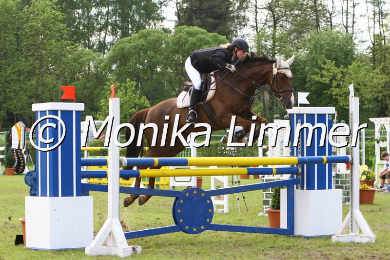 005M6696__L Springen.JPG